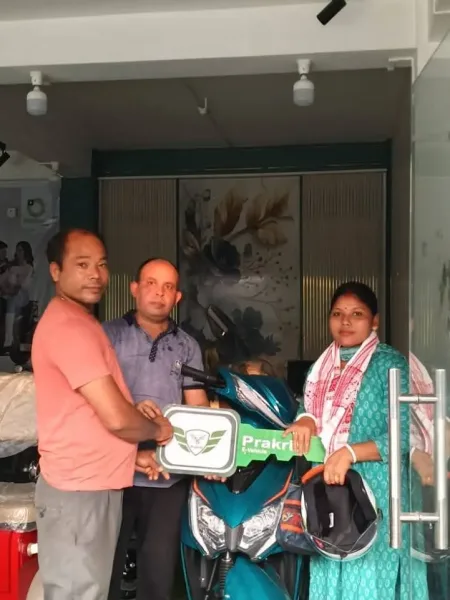 Happy Prakriti EV customer 17